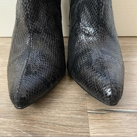 Cape Robbin Faux Snakeskin Boas Ankle Booties Size 10 - Picture 4 of 9